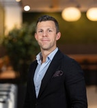 Bilde av megler Sebastian Leistad
