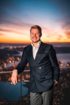 Bilde av megler Olav Fretland
