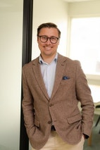 Bilde av megler Vegard Fjose