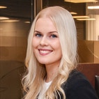 Bilde av megler Sara Berg