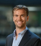 Bilde av megler Lars Jacob Magnussen