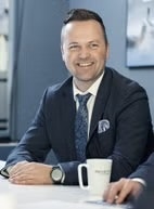 Bilde av megler Jonas Toftemo