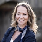 Bilde av megler Britt Fagerland
