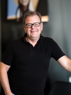 Bilde av megler Frank Aasheim