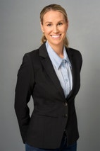 Bilde av megler Dina Therese Dahl