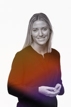 Bilde av megler Ina Andersen