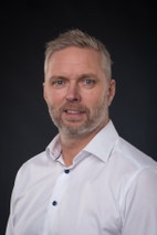 Bilde av megler Gisle Kallestad