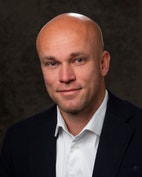 Bilde av megler Lars Balstad Karlsen