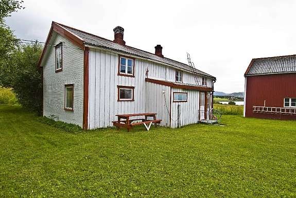 LYSØYA ARNE VALVIK-2400 Galleribilde