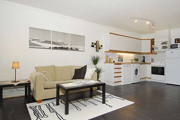 Stue/åpen kjøkkenløsning Galleribilde