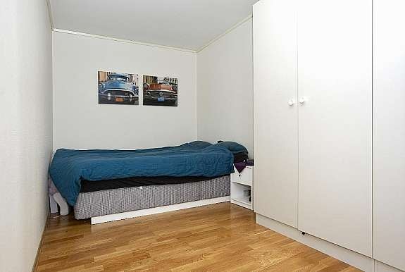 05_11_EM1_Astrid_Kongsdattervn_22e_09 Galleribilde