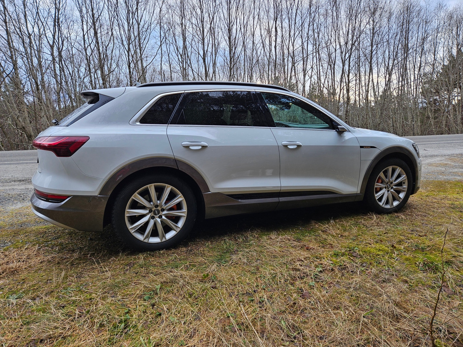 Audi e-tron 55 S-line 4x4 B&O|Night-Vision|Matrix|Hud|krok|360|Acc 2