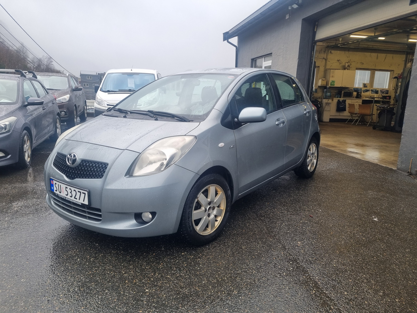 Toyota Yaris Eu til Sept. 2026-reg kjede-s hefte-ny travers-8 hjul