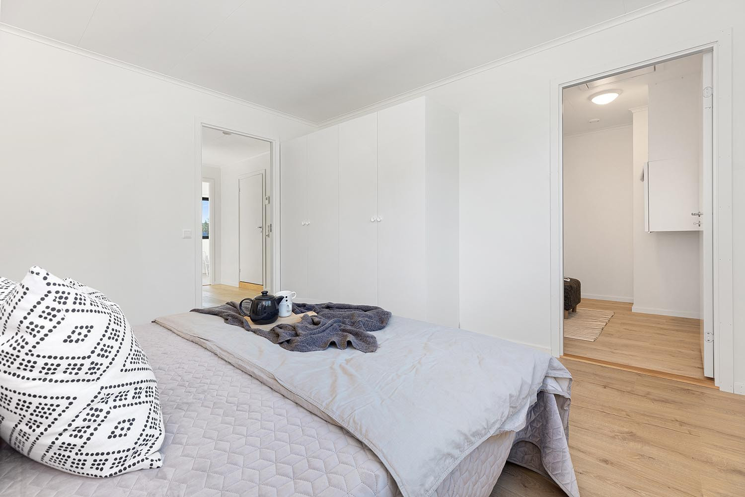 Bod i Sov I kan enkelt bli en flott walk-in garderobe.