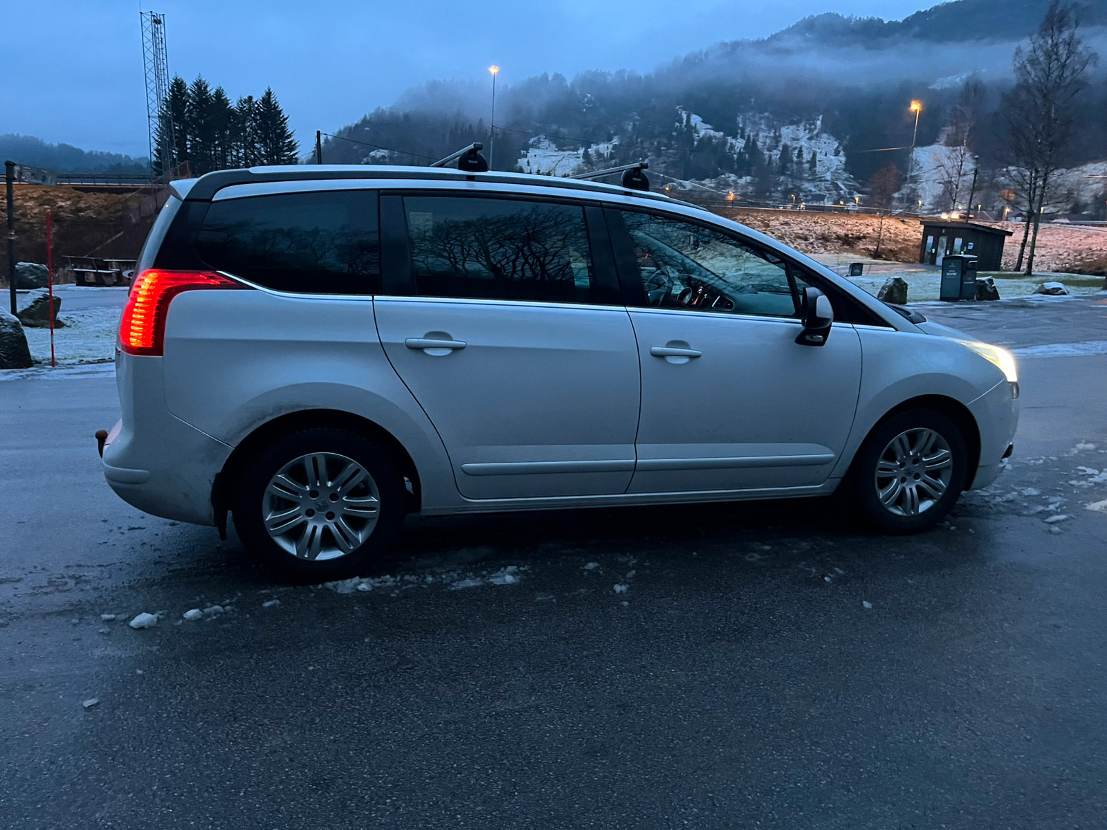Peugeot 5008 1,6 Premium Pack HDi DPF 109 hk 3