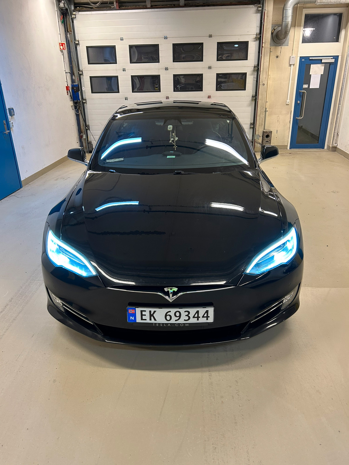 Tesla Model S 75D 4WD