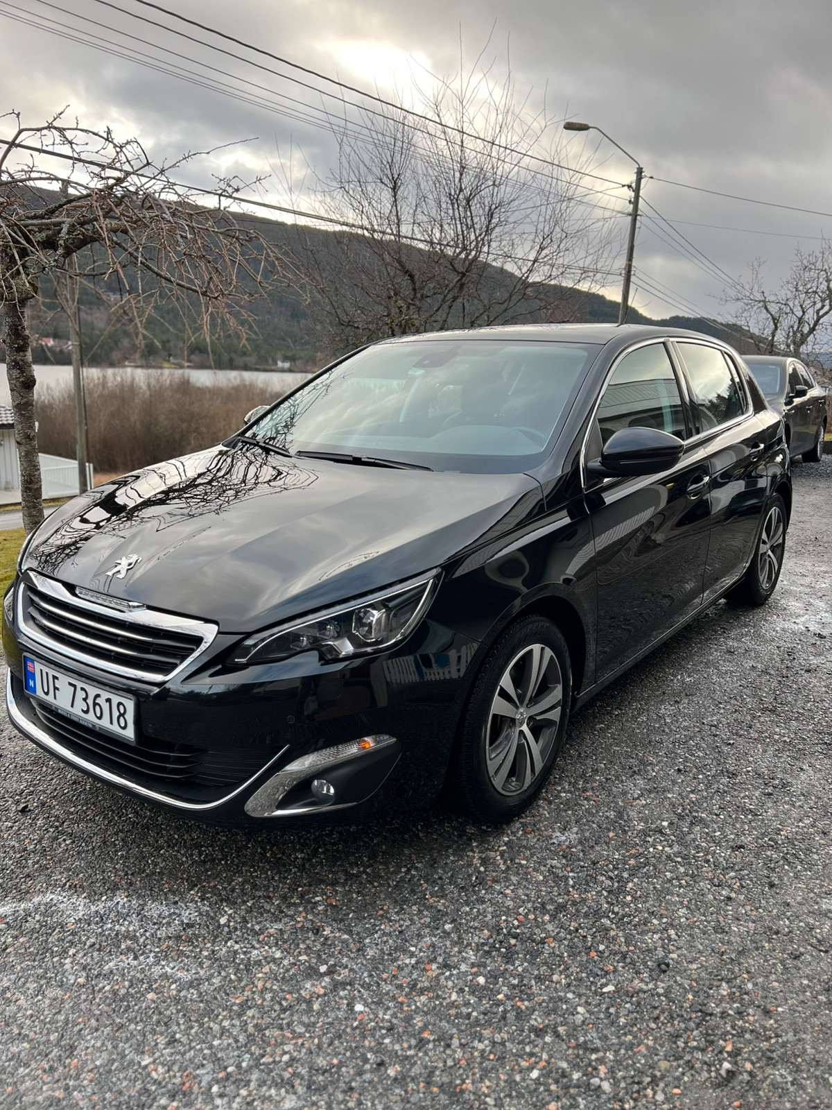 Peugeot 308 1,2 PureTech 130hk Allure aut