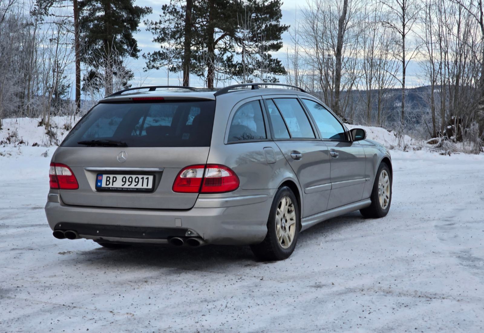 Mercedes-Benz E-Klasse 4Matic, AMG,TV,Massasje,Luft,Skinn,F1 gir, 3