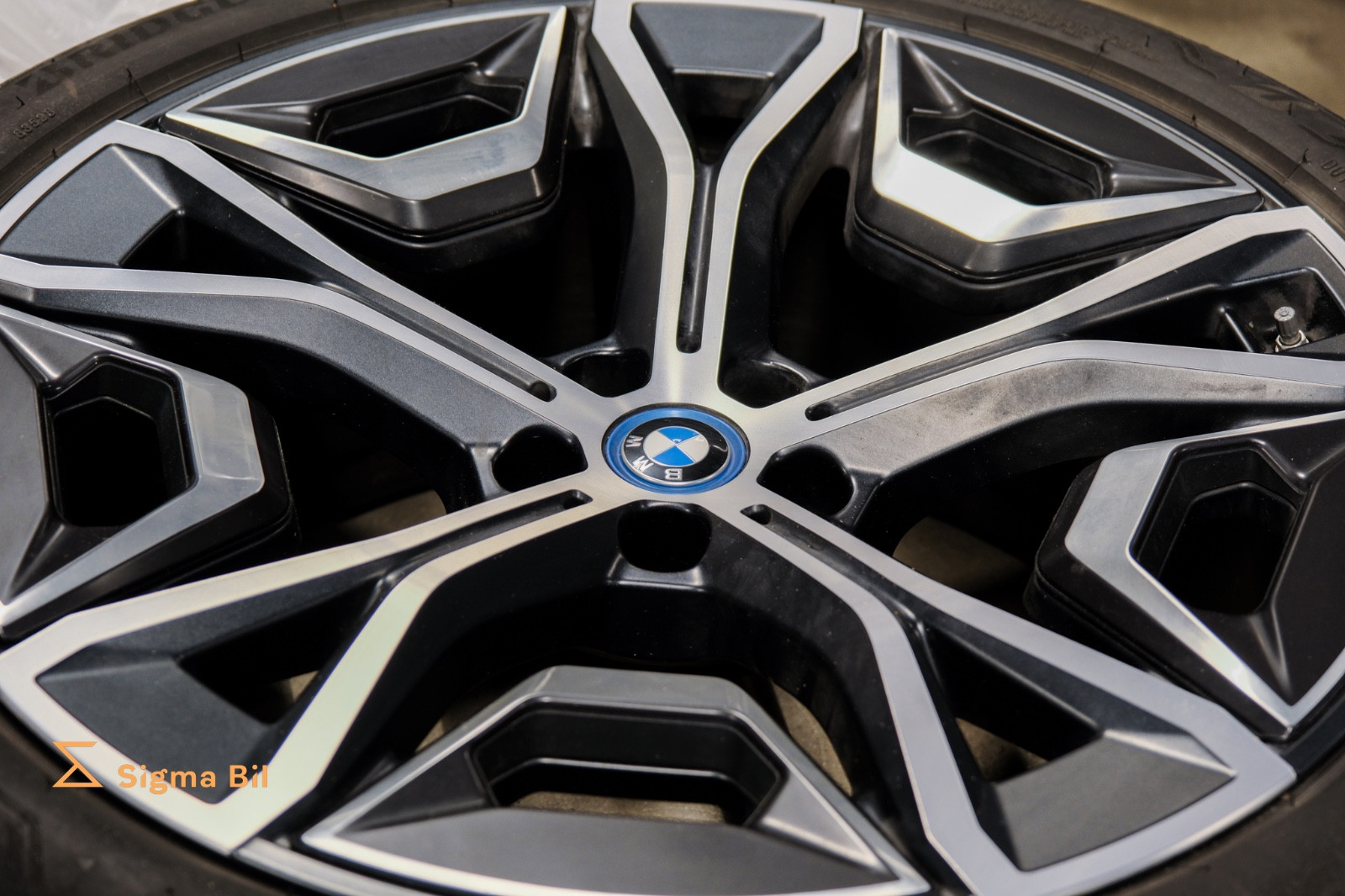 Bilde av BMW iX xDrive 40