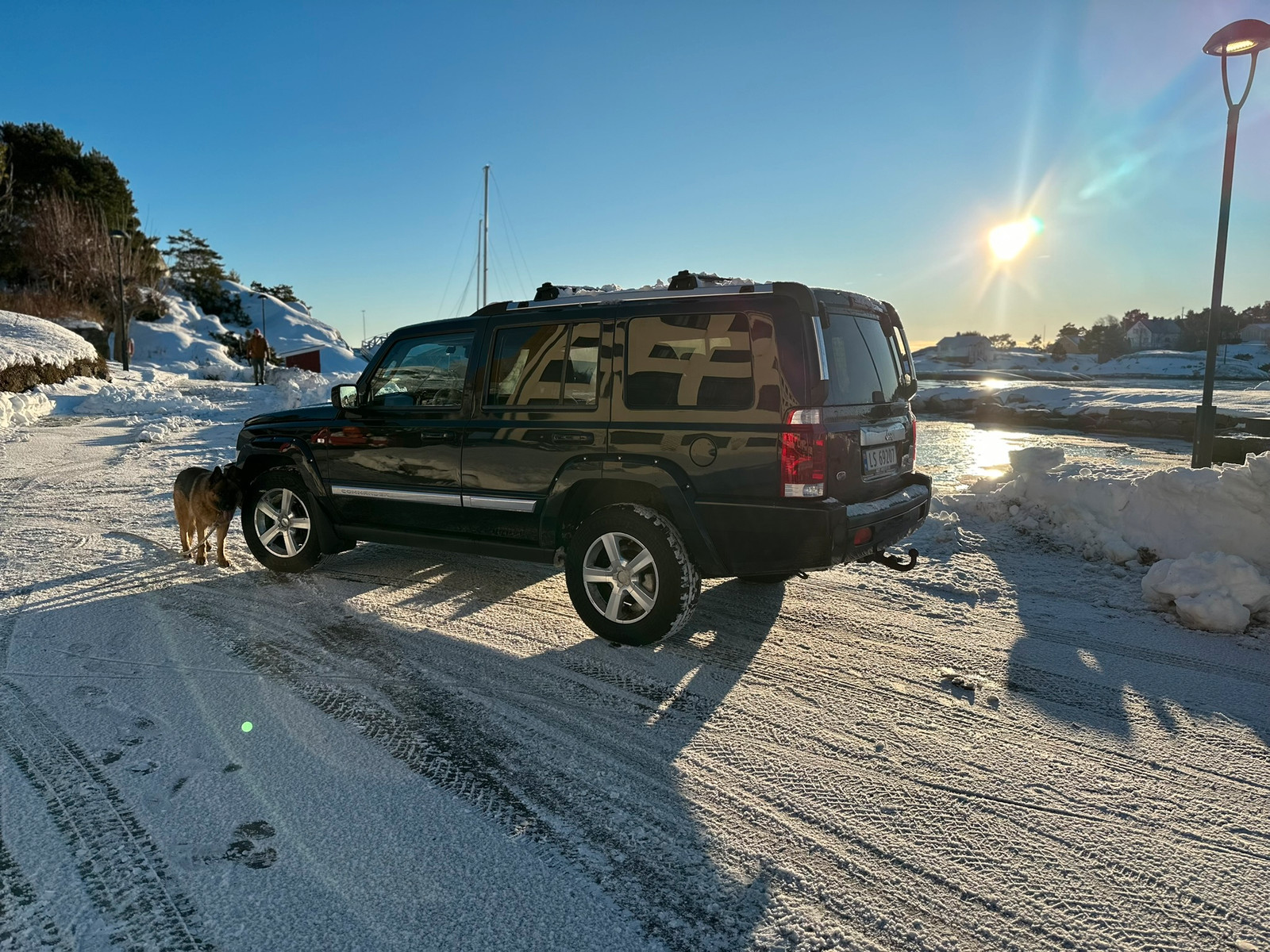 Jeep Commander 3.0 CRD Overland  //3.0 L Mercedes motor//Gode dekk 2