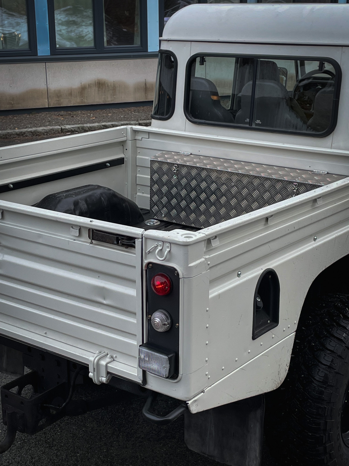 Land Rover Defender 130 Pickup, 6-seter 3