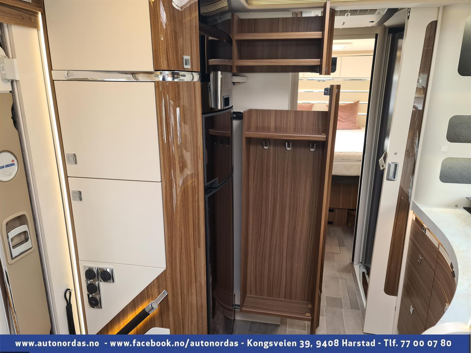 Gallery image 37