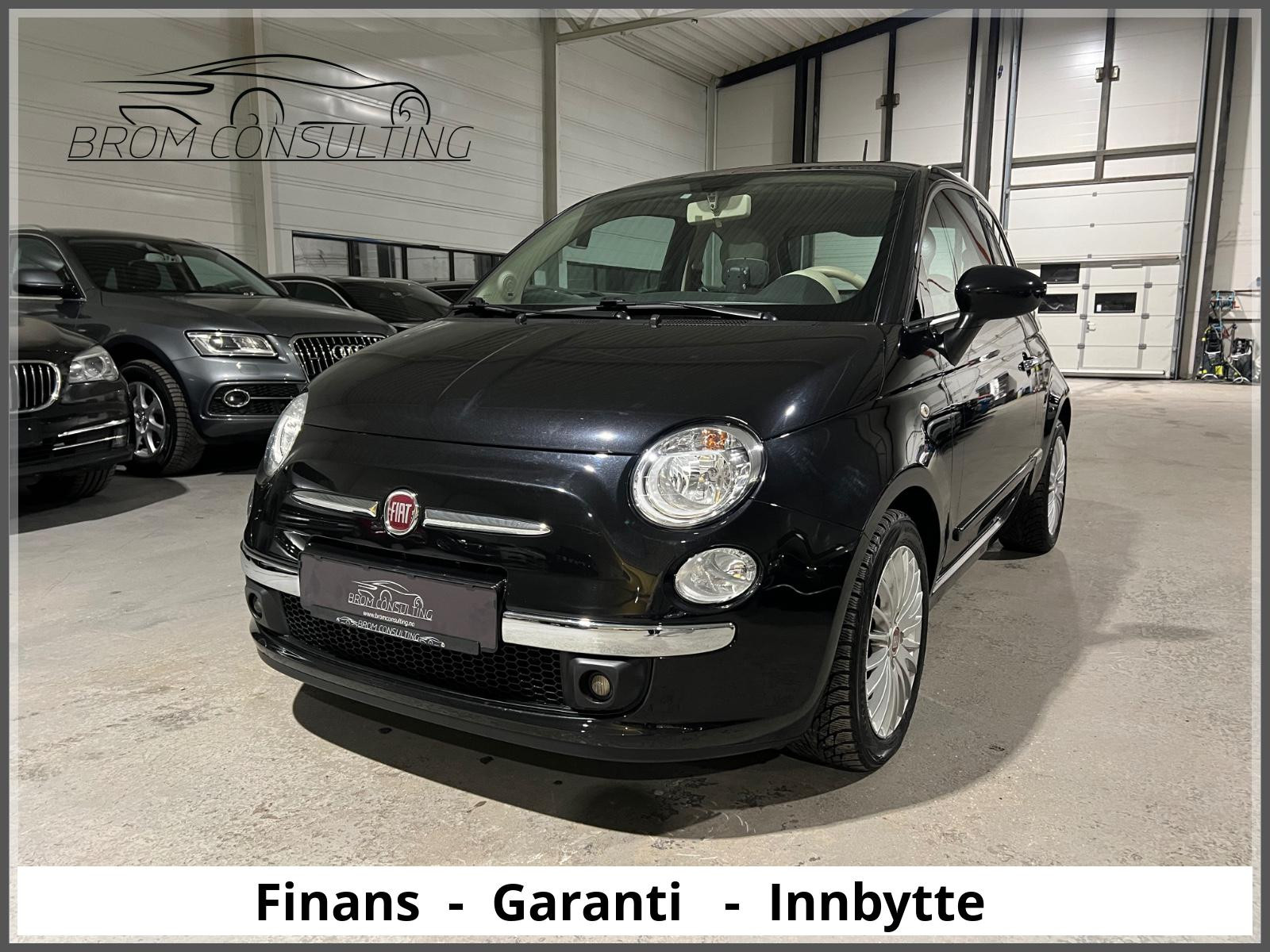 Fiat 500 | 85Hk | Skinn | Panorama | Navi | P.sensor |