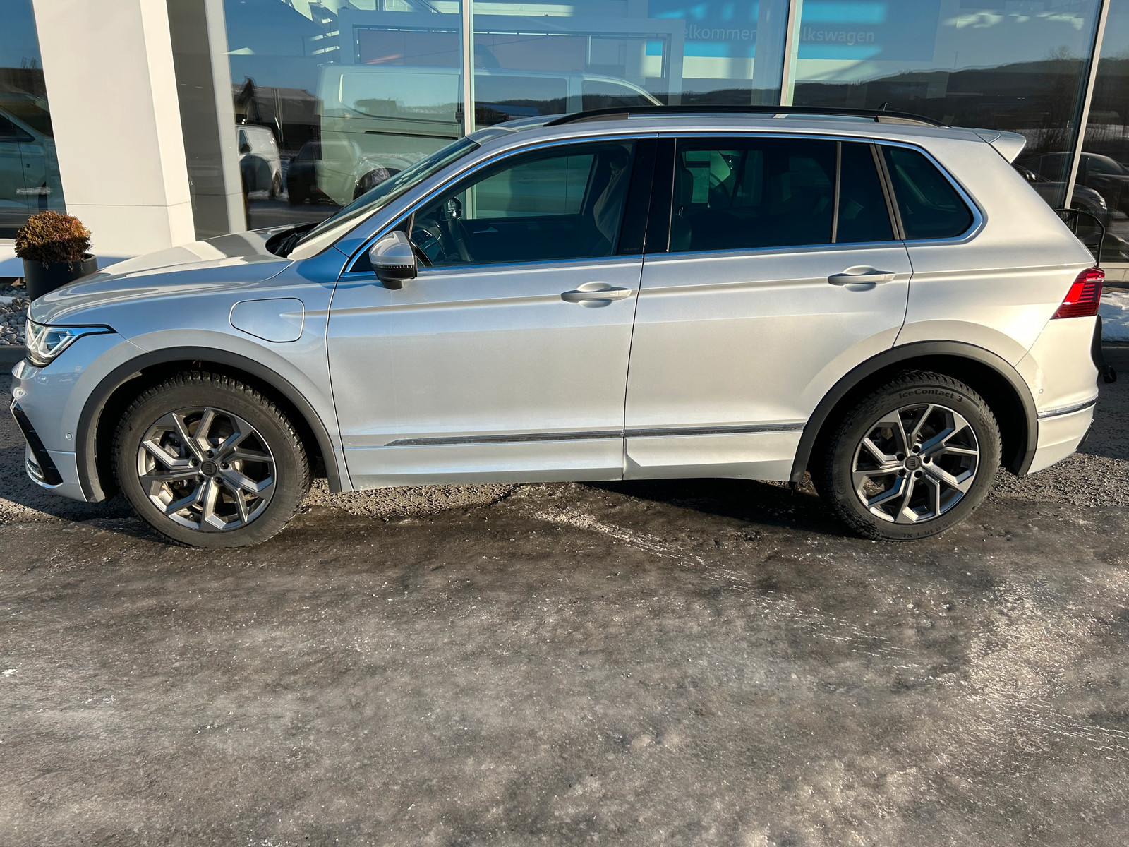 Volkswagen Tiguan Hybrid, R-Line 2
