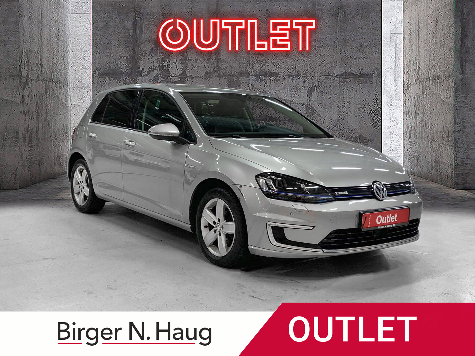 Volkswagen Golf Exclusive OUTLET|DAB|BT|NAVIGASJON|R-KAMERA|SKINN