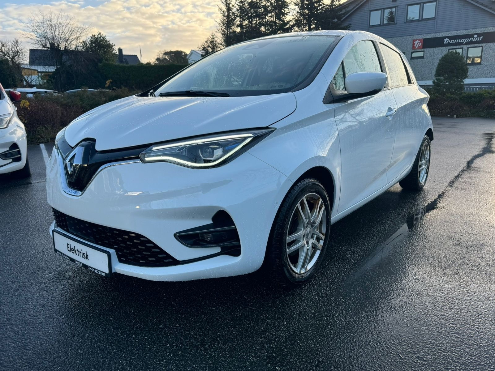 Renault Zoe 52 kW, EU26 | OPPVRATT | NAVI | DAB | CRUISE | S+V++ 2