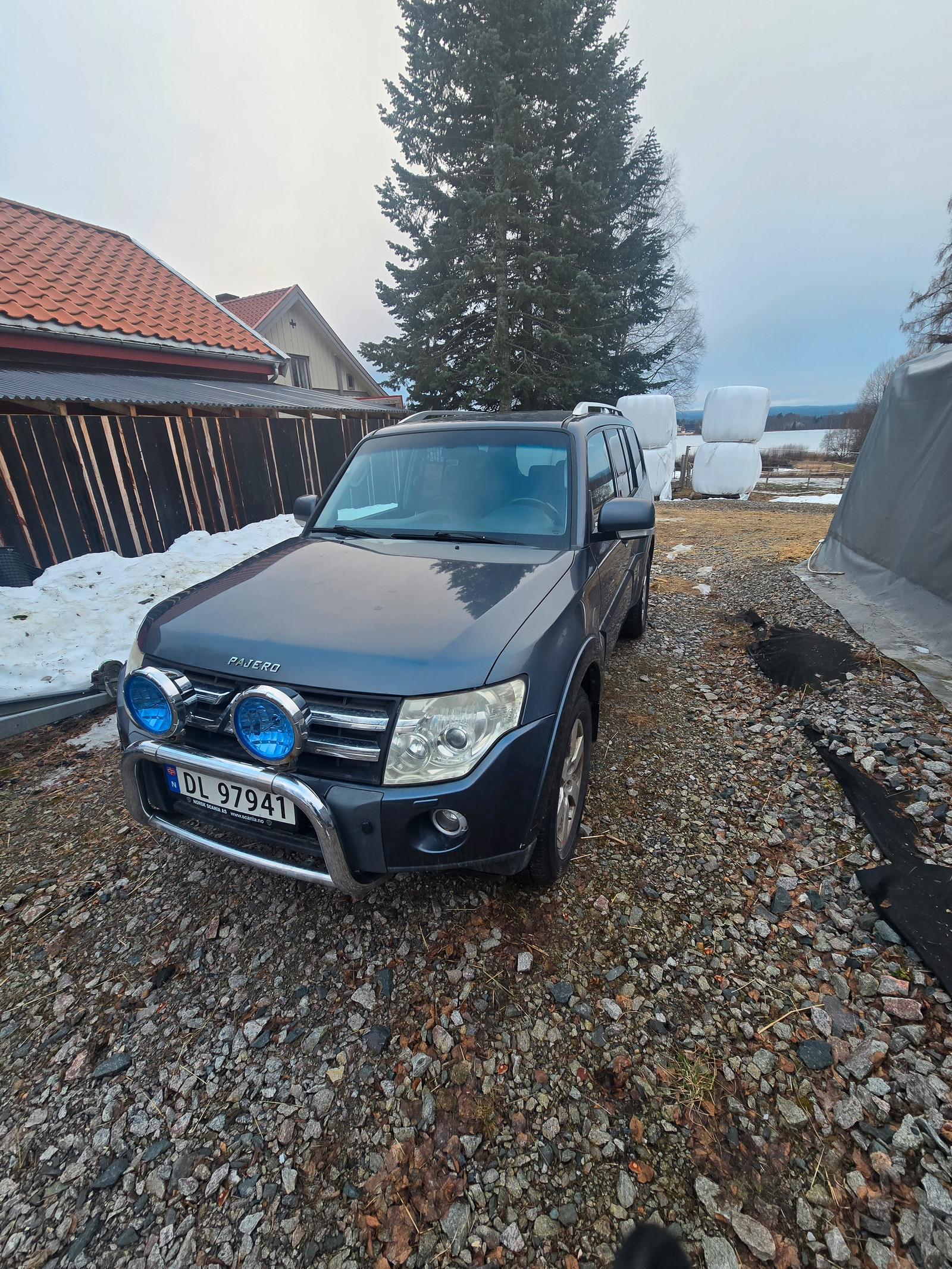 Mitsubishi Pajero 3,2 DI-D Intense AT