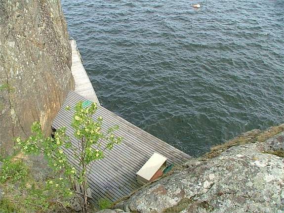 Nordre bryggeanlegg med lun dypvannsbrygge og morgenbadeplass Galleribilde