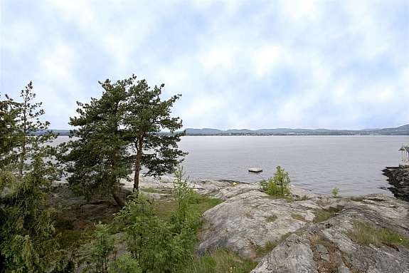 Grenser mot svaberg og strandlinje Galleribilde