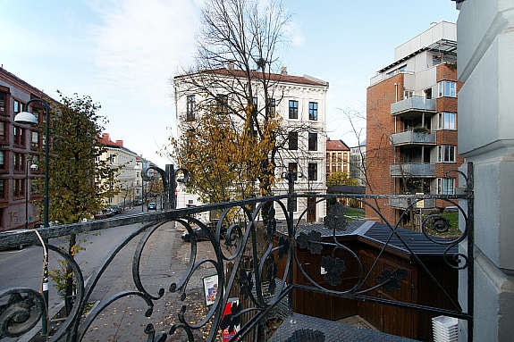 Vestvendt balkong Galleribilde