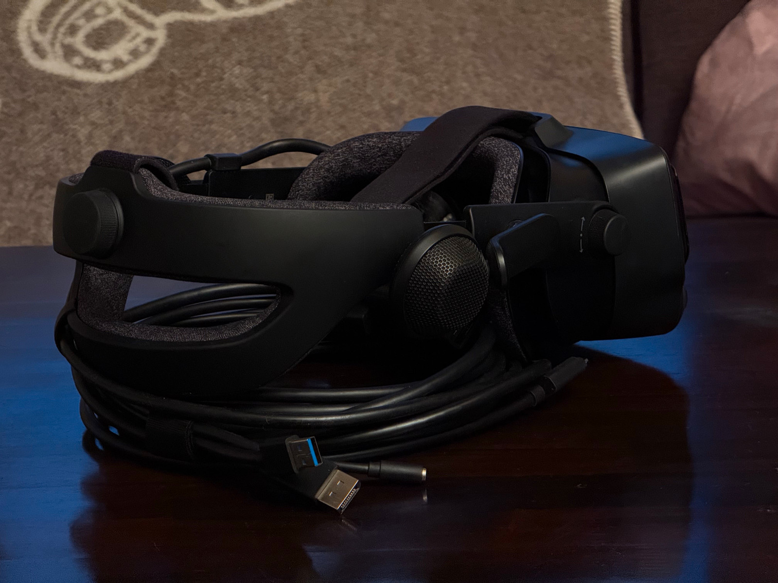 VALVE INDEX VRフルセット&HTC VIVE TRACKER 3.0 Amazon.com: HTC 3 Pack VR Vive Tracker (3.0) - with Rebuff
