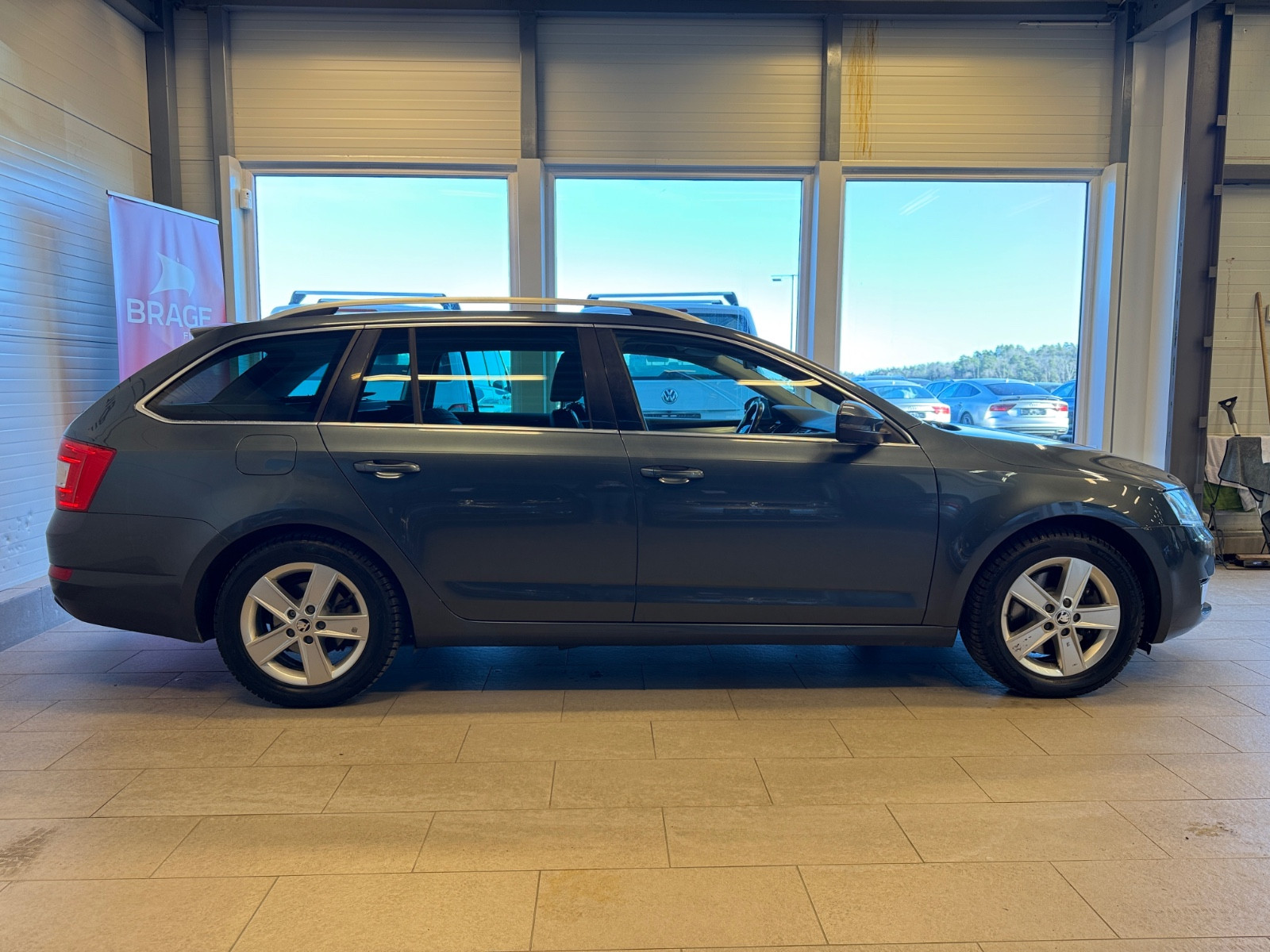 Skoda Octavia 1.8-TSI-179HK-DSG-4X4*CANTON*KROK*ACC*KAM*NAVI*LED*DAB 3