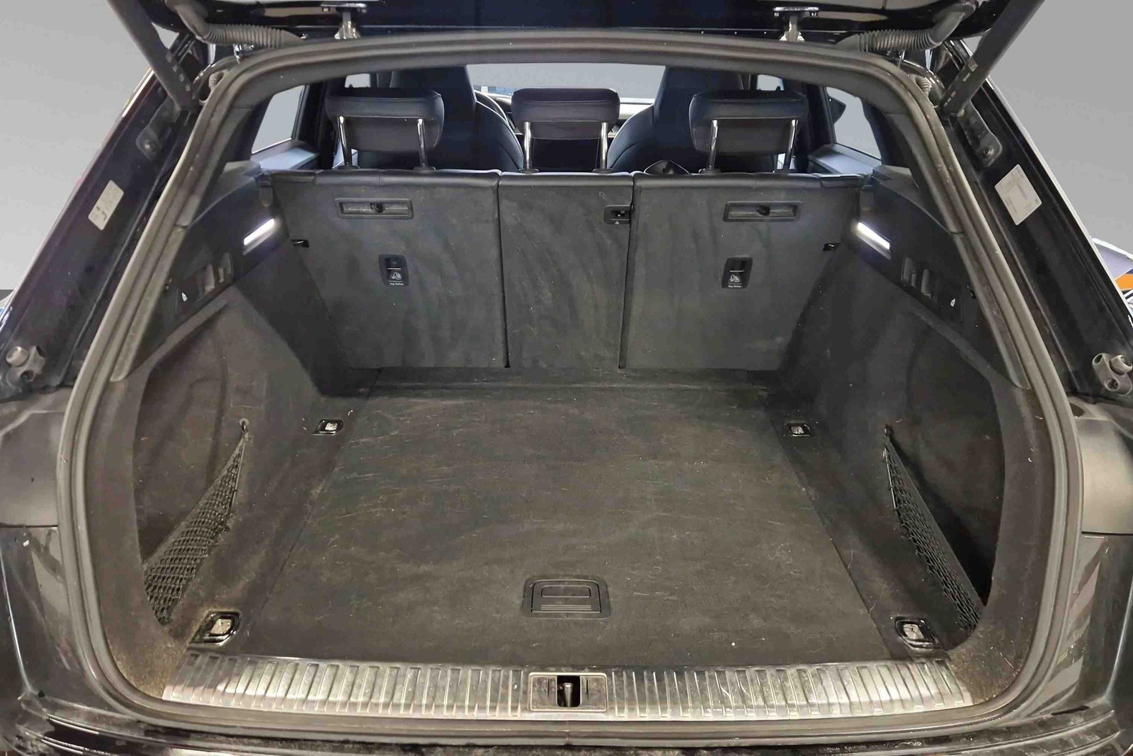 Hovedbilde av Audi e-tron