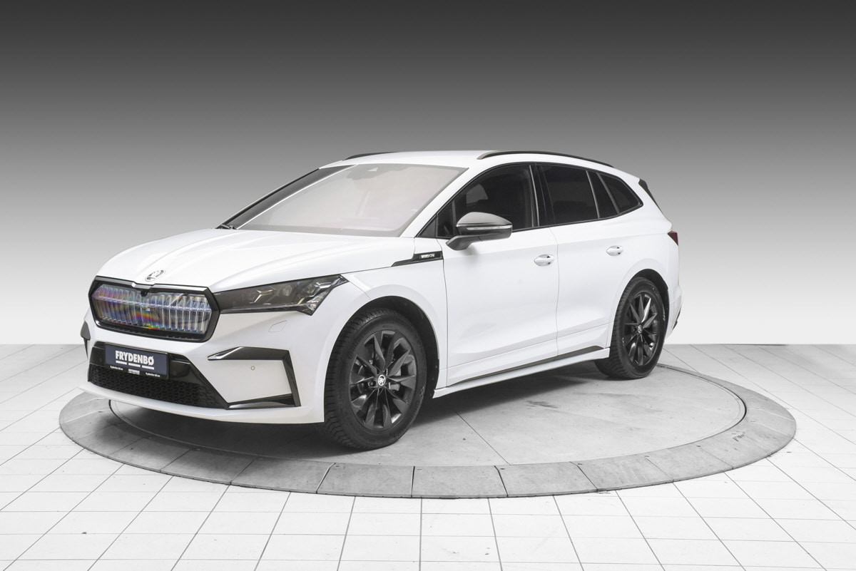 Skoda Enyaq iV80X Sportline HFESTE | 20" | KAMERA | MATRIX | HUD ++ 2