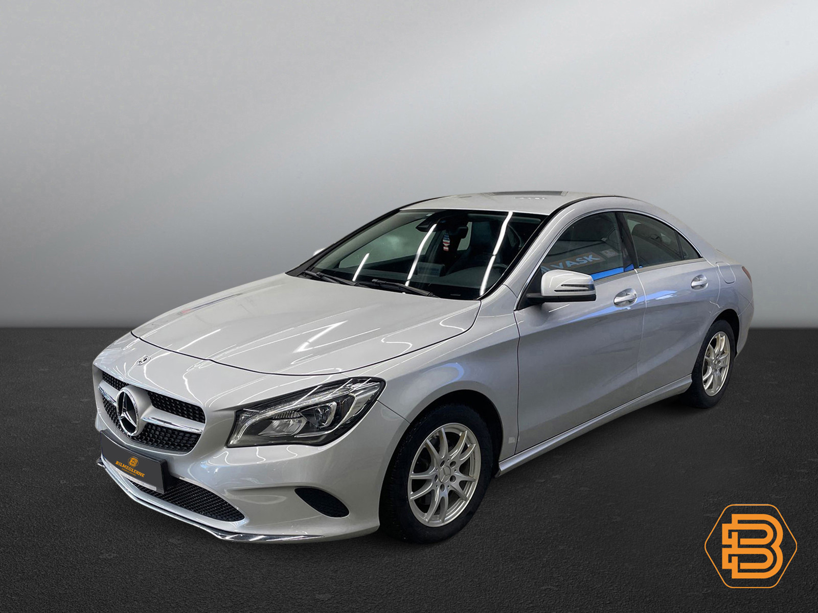 Mercedes-Benz CLA 180 Coupé|LED|Ryggekamera|Keyless-Start|AdaptiveCruise+
