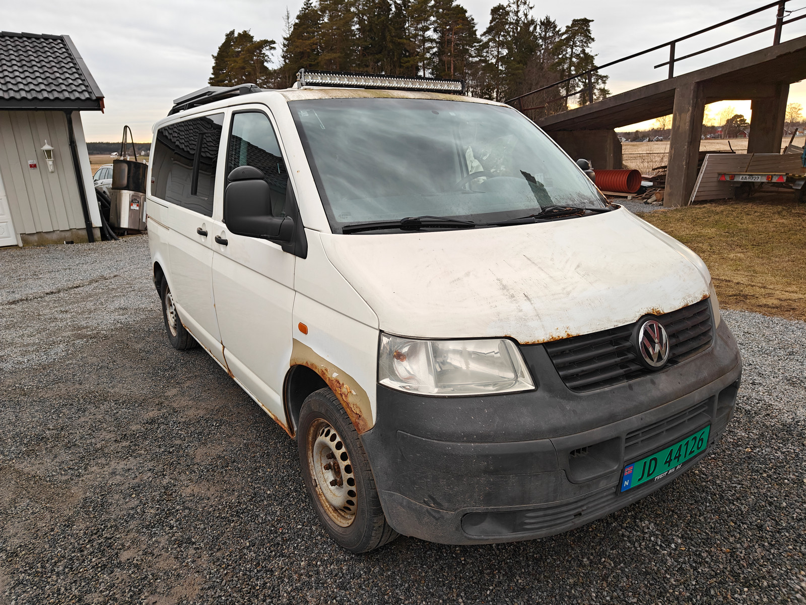 Volkswagen Transporter 2,5 TDI 4M kort m/vindu