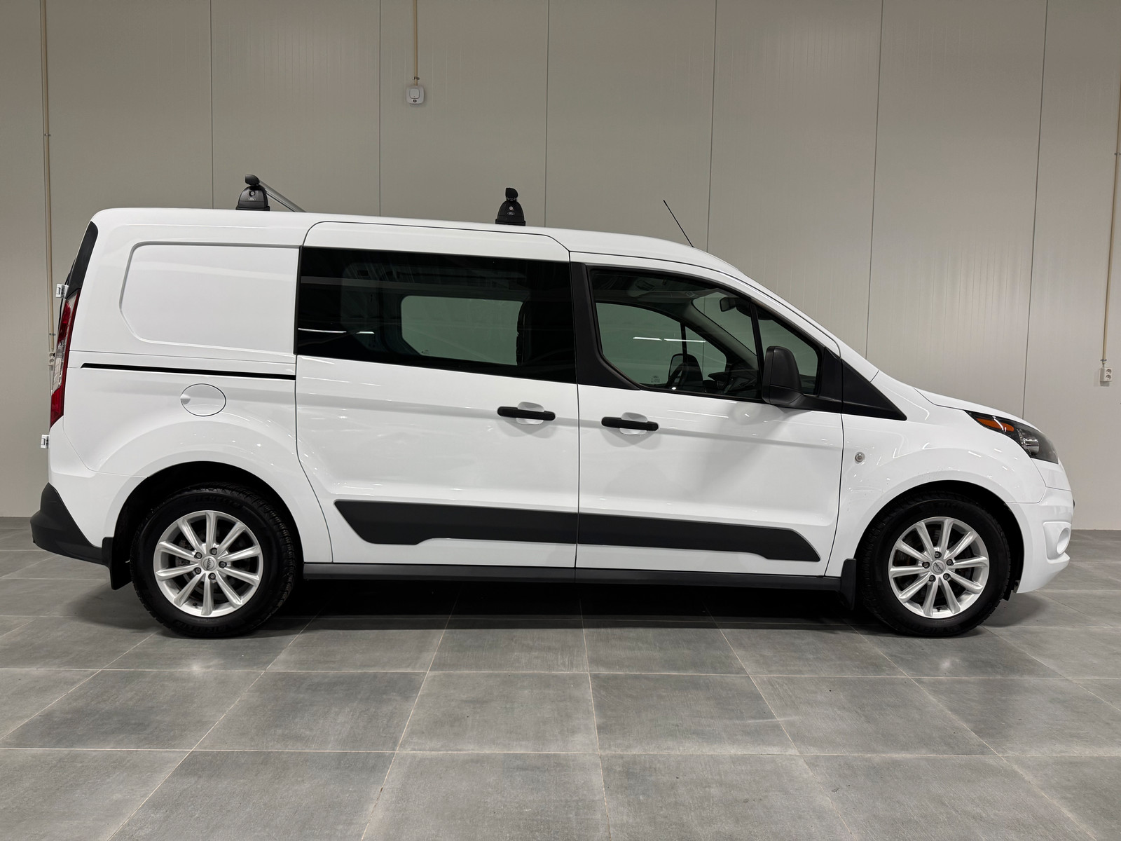 Ford Transit Connect L2 1,5TDCi 100hk/ Krok/ Takstativ/ Lav kilometerstand! 2