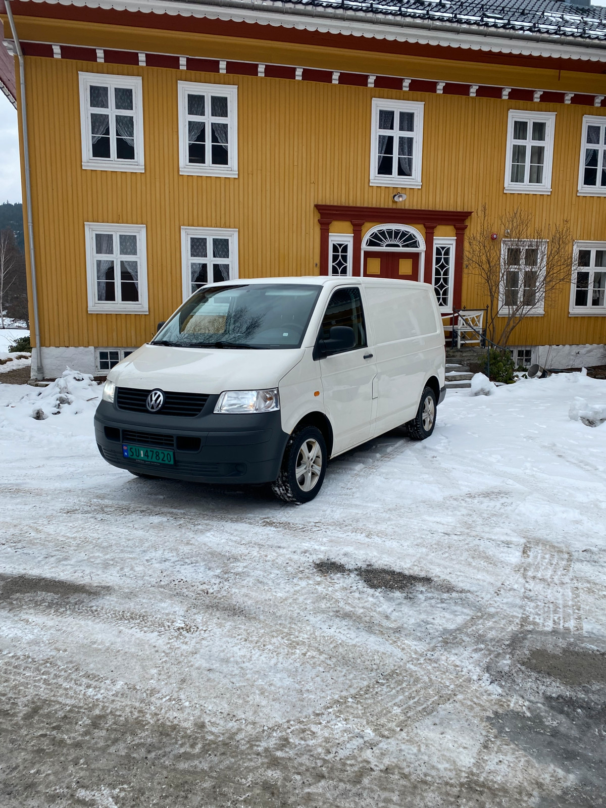 Volkswagen Transporter 1,9 TDI 105hk kort/LAV KM