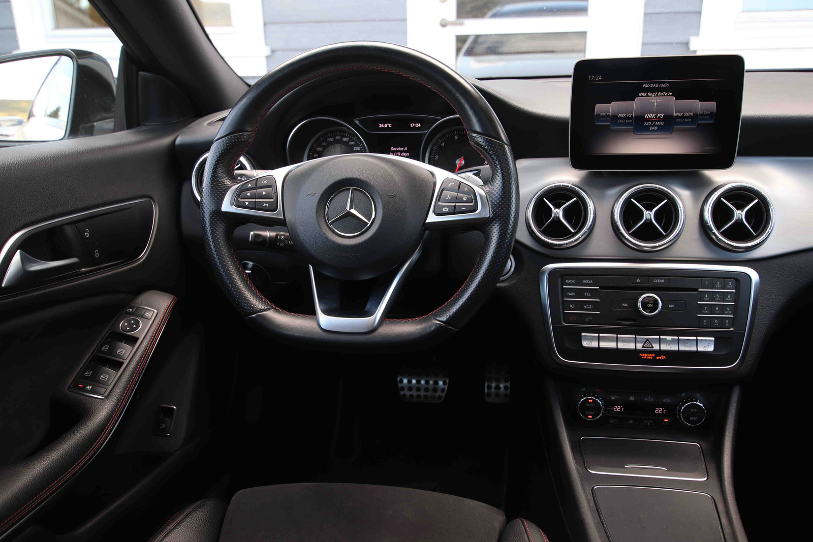 Hovedbilde av Mercedes-Benz CLA
