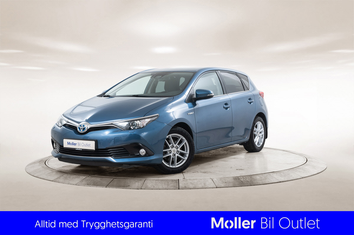 Toyota Auris 1,8 Hybrid E-CVT Black Edition R.Kam, Cruise, Navi
