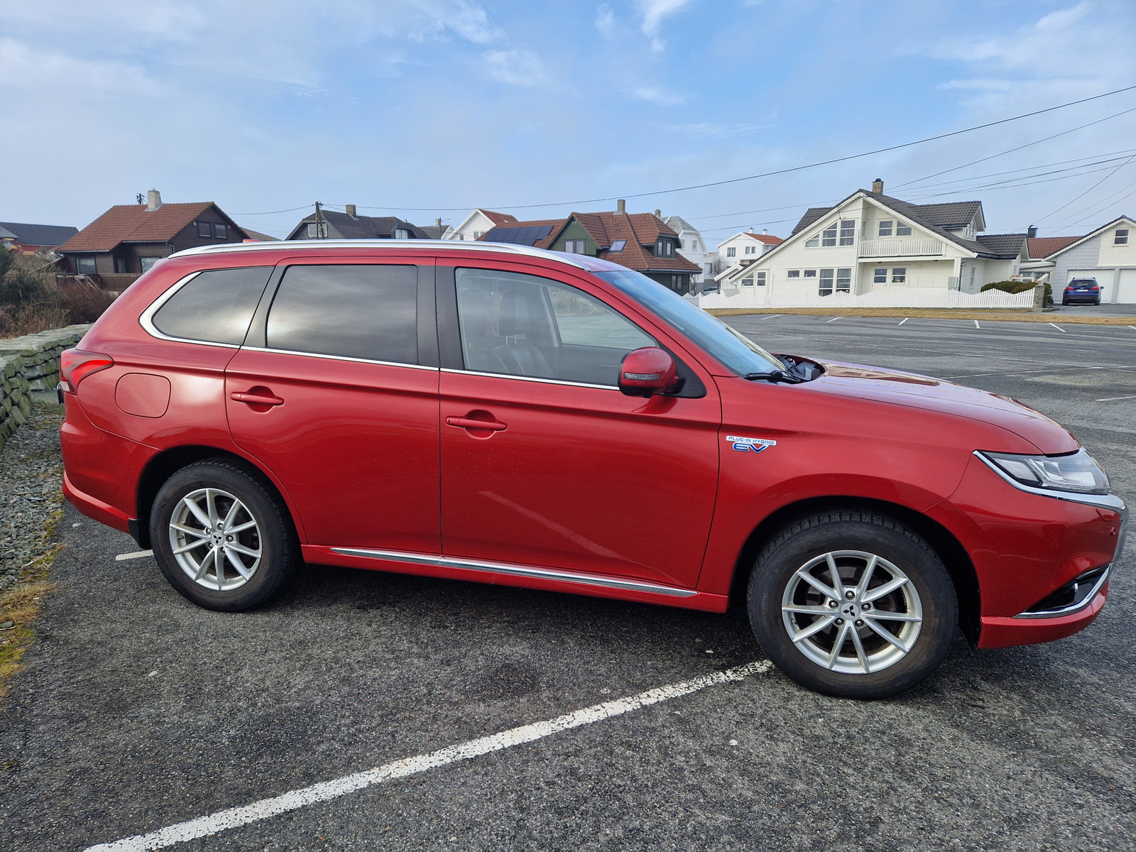 Mitsubishi Outlander Instyle+ 2,0 202hk, hengerfeste 3