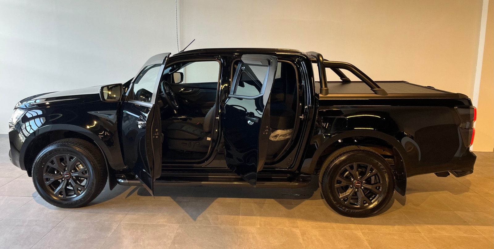 Isuzu D-max Magnum Edition | Krok | Vinterhjul | Double Cab | Demo 3