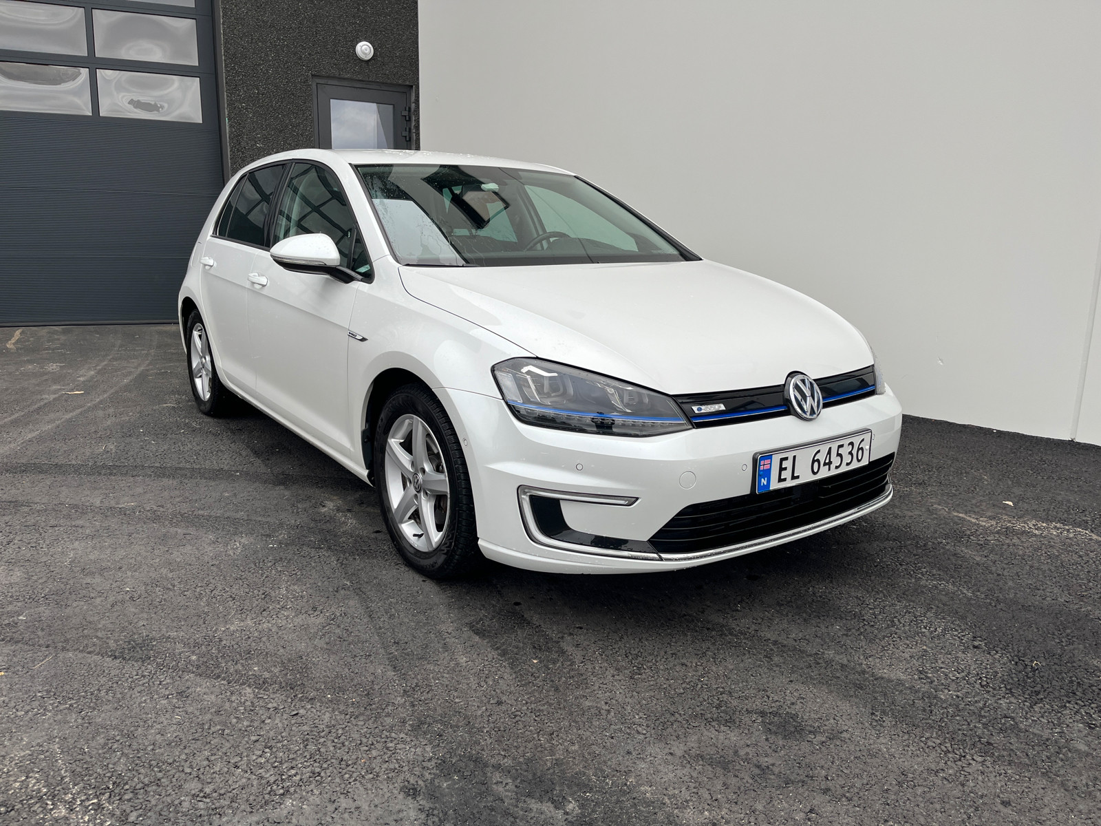 Volkswagen Golf E-GOLF  Dynaudio, Acc