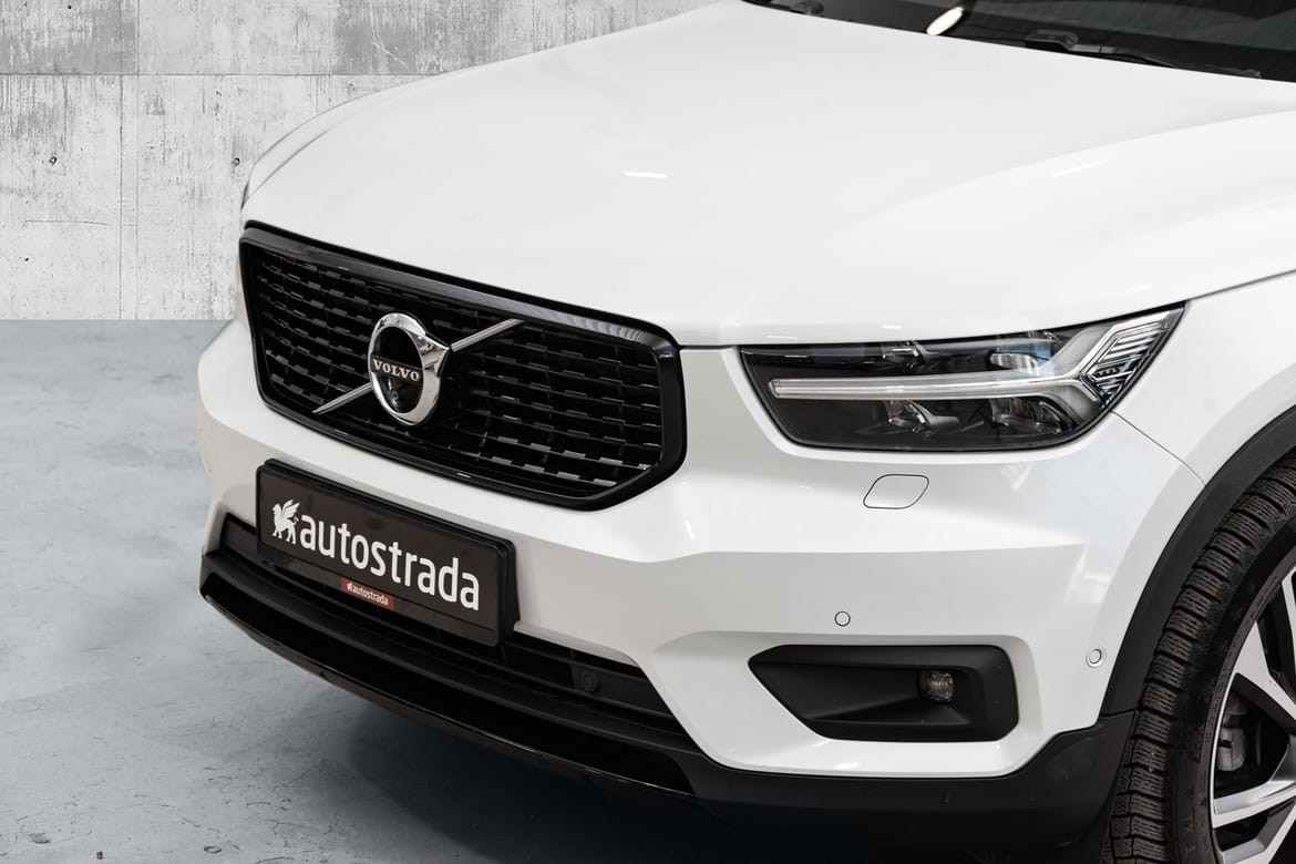 Volvo XC40 T5 AWD I Harman Kardon I Panorama I Feste 2