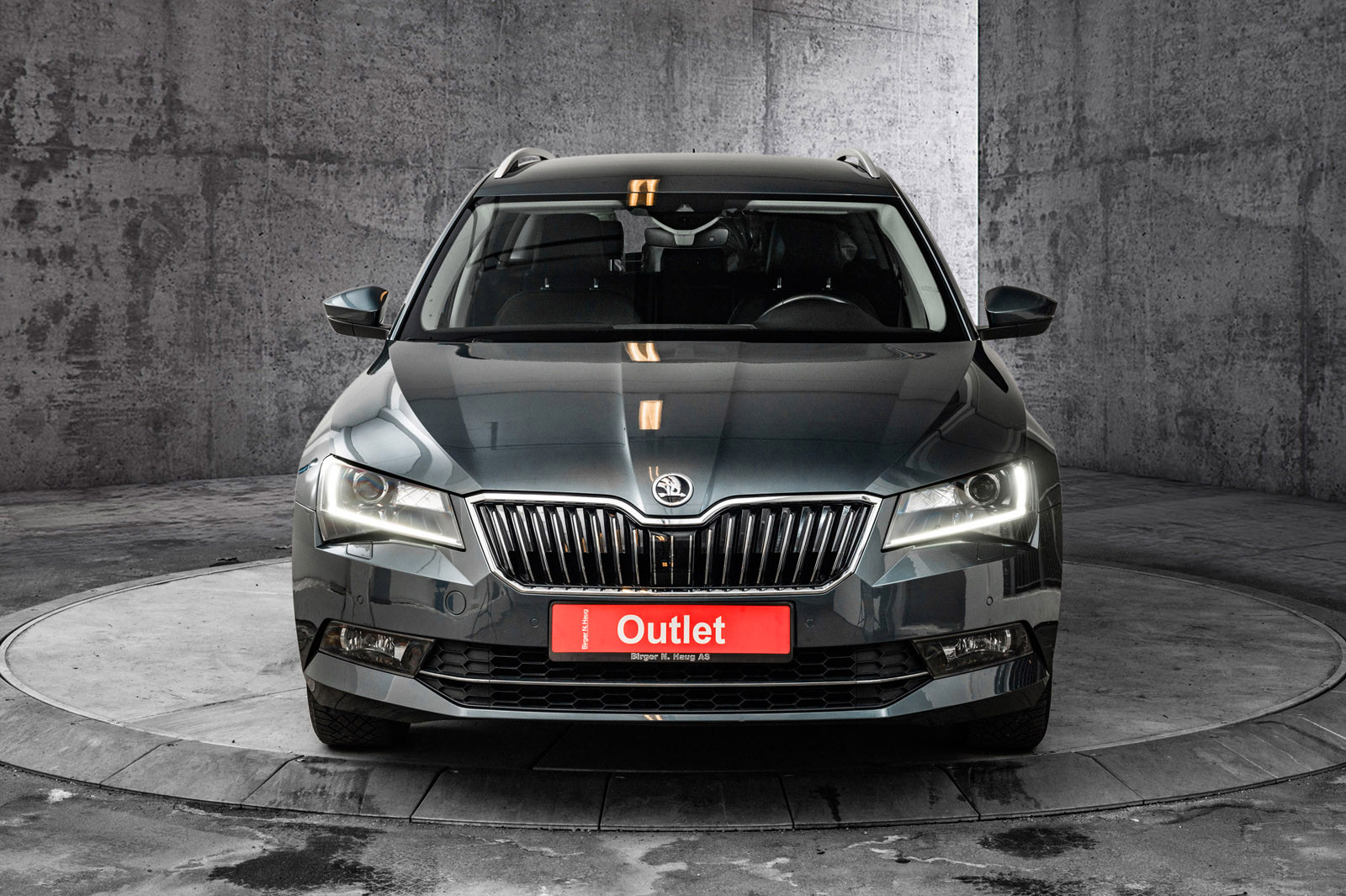 Skoda Superb 1,8 TSI 180hk Style aut OUTLET | STASJONSVOGN | AUTOMAT 2
