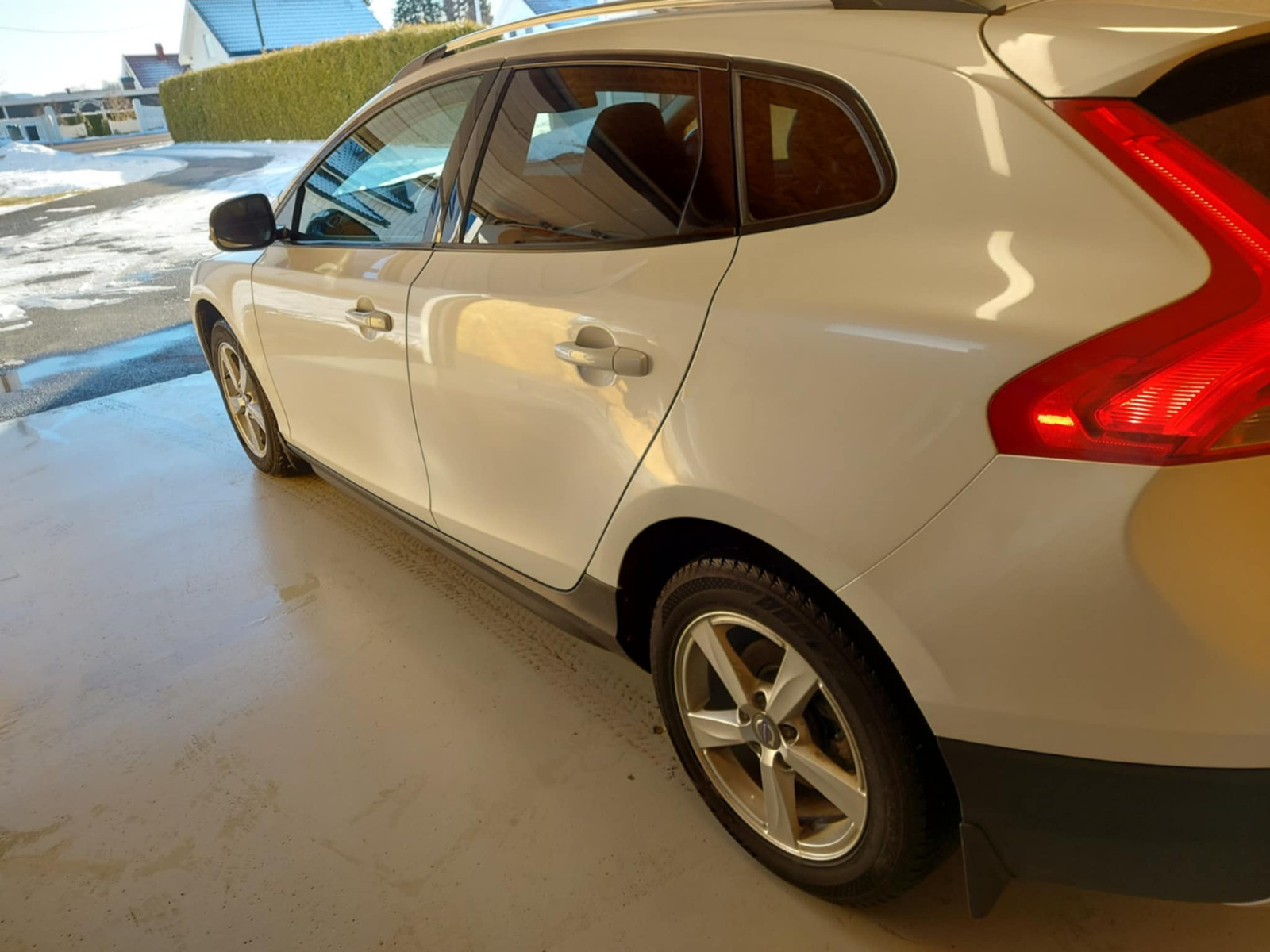 Volvo V40 Cross Country 2